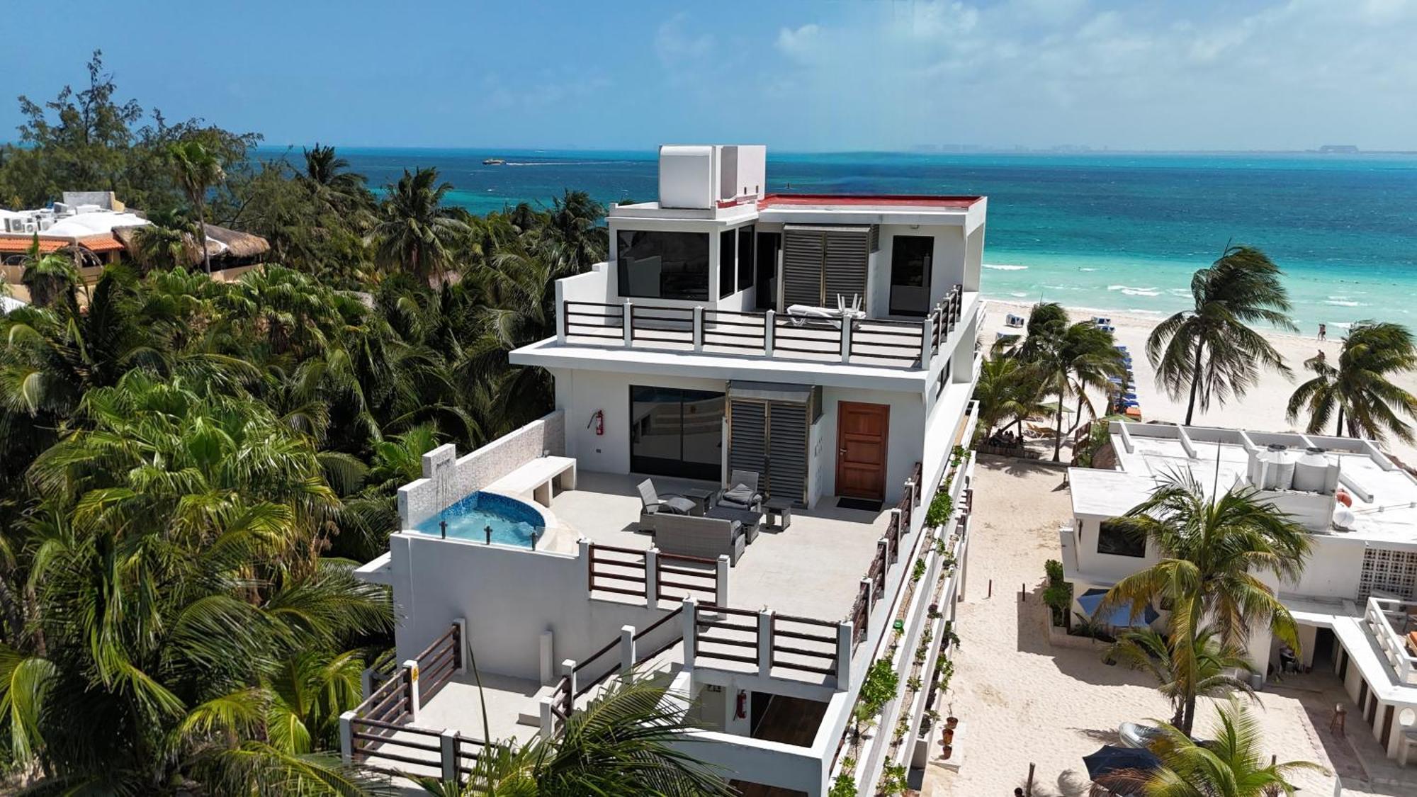 Cuxos Hotel Beachfront Isla Mujeres Buitenkant foto